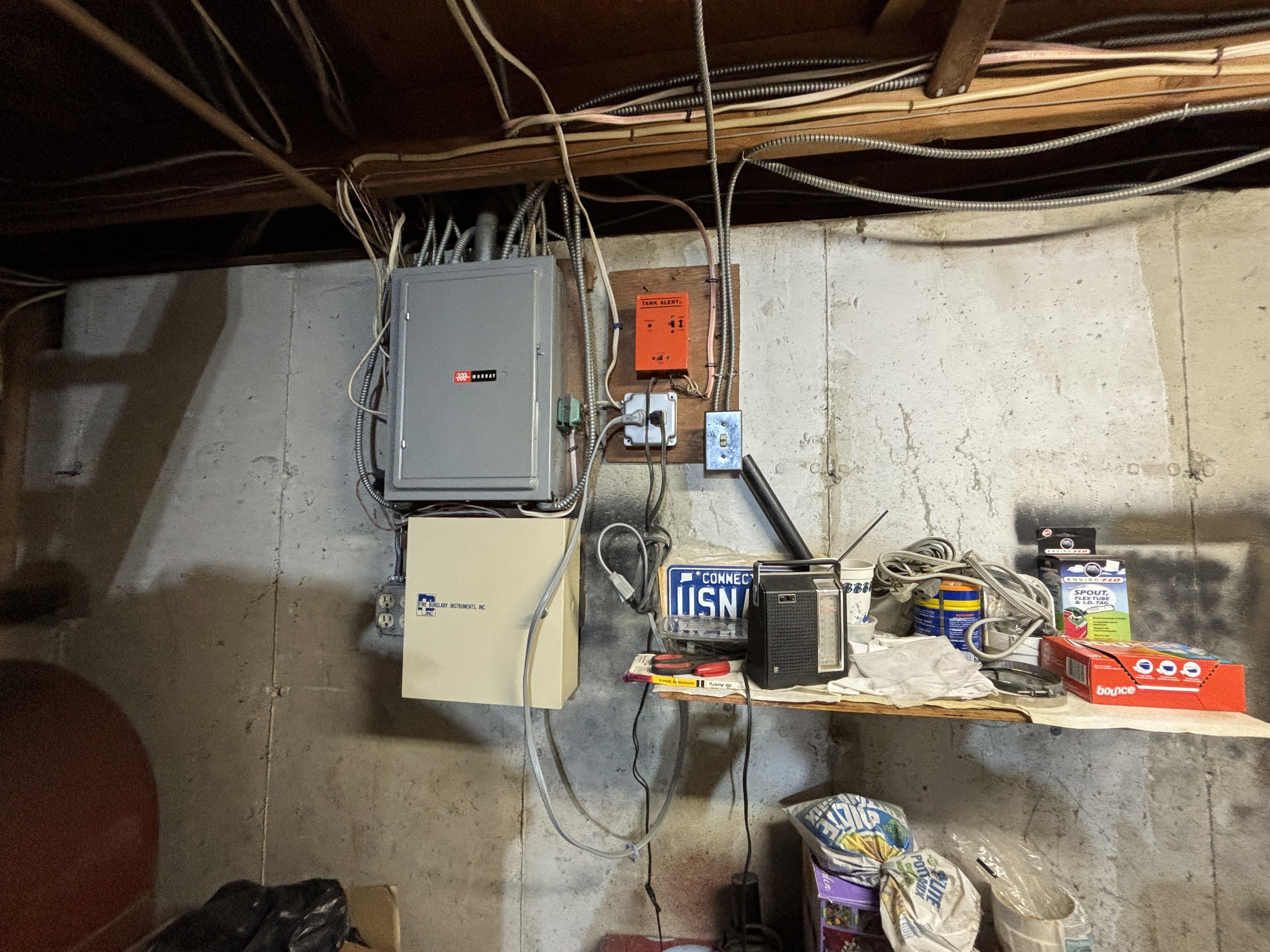 24 Clayton Road Danbury, CT 06811 - Photo 17 of 21