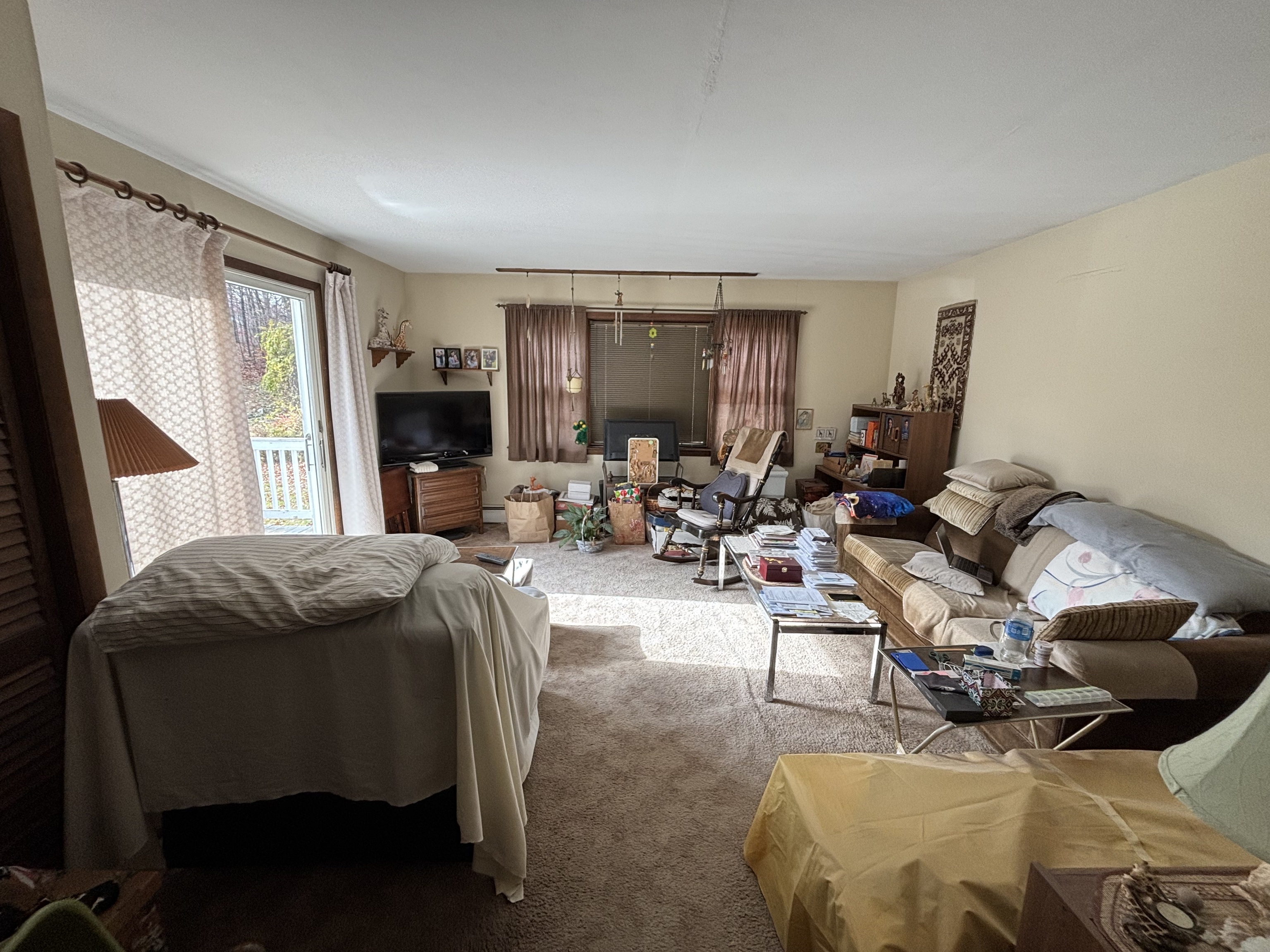 24 Clayton Road Danbury, CT 06811 - Photo 3 of 21