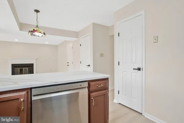 $685,000 | 11630 Sun Cir Way, Columbia, MD 21044
