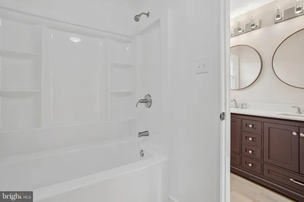 $685,000 | 11630 Sun Cir Way, Columbia, MD 21044