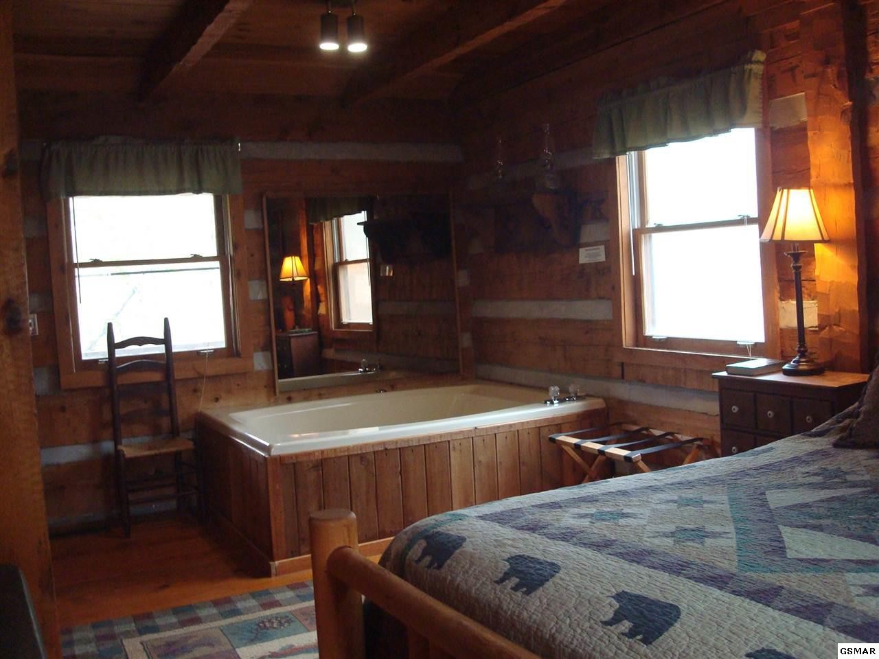 2231 Hidden Mountain Road, Unit SPLENDIDISOLATION Sevierville, TN 37876 - Photo 24 of 27 Gallery Image 24
