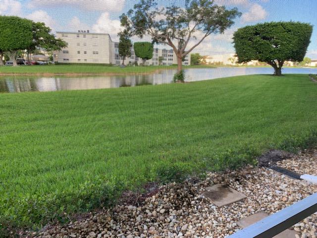 1068 Cornwall East Boca Raton, FL 33434 - Photo 14 of 20 IMG_7119