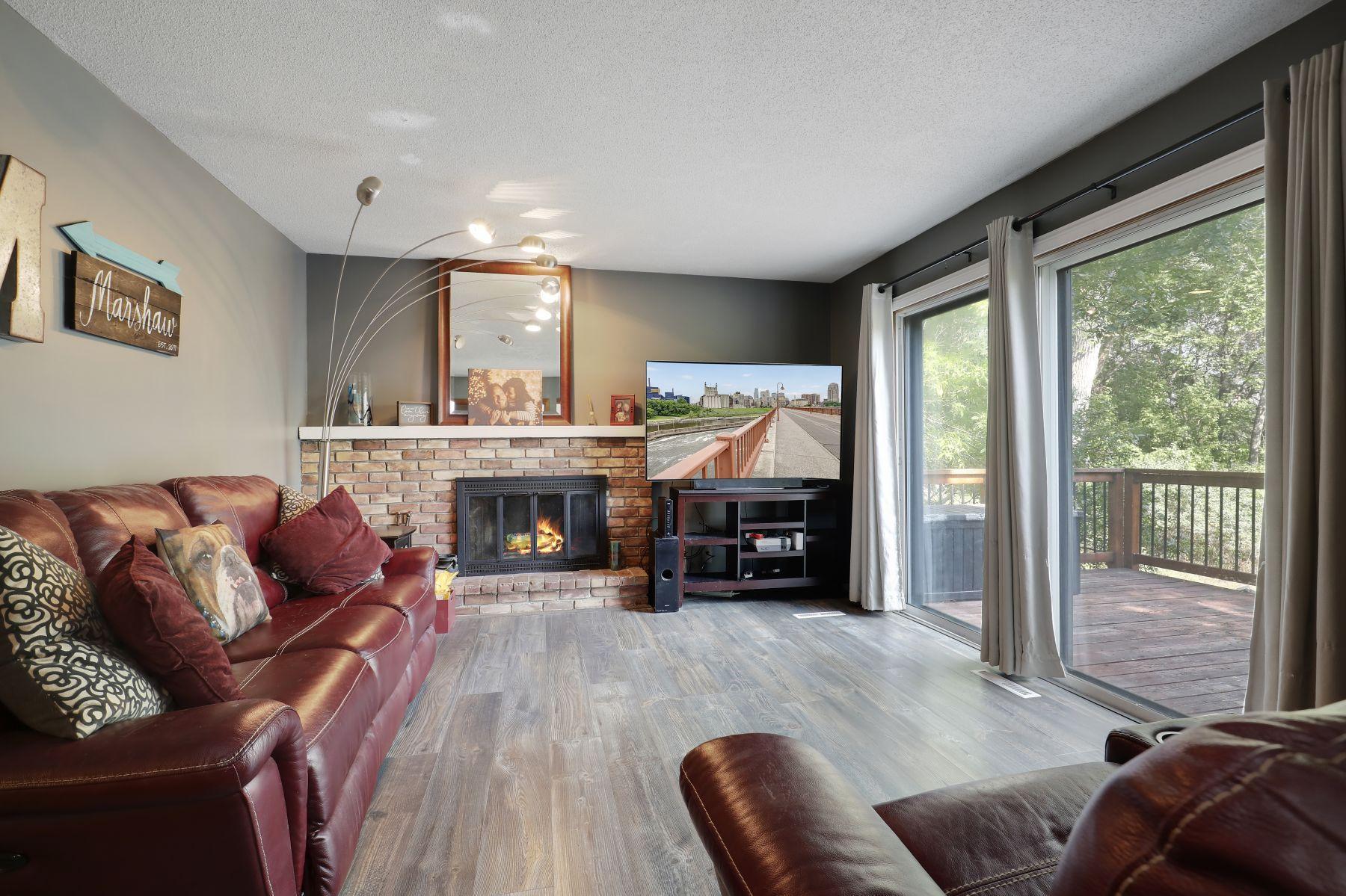 10629 Johnson Road Bloomington, MN 55437 - Photo 11 of 28 Gallery Image 11