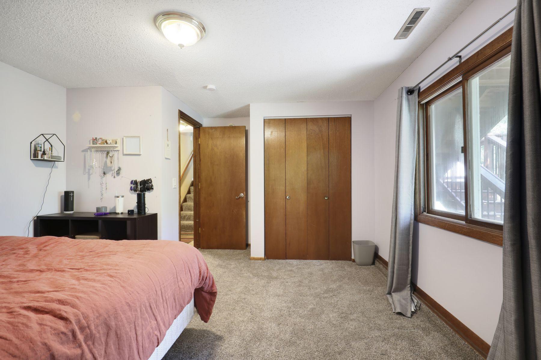 10629 Johnson Road Bloomington, MN 55437 - Photo 20 of 28 Gallery Image 20