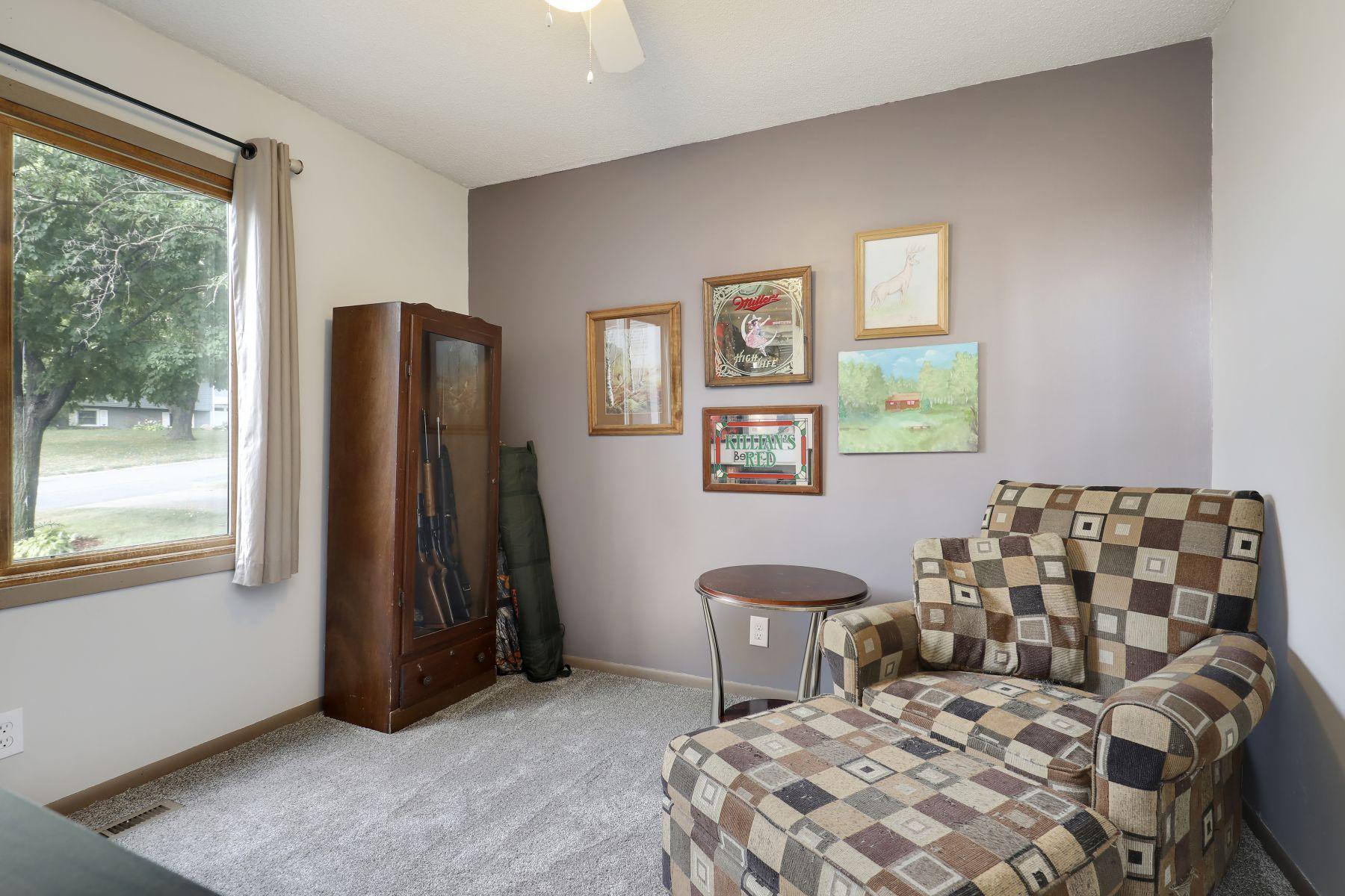 10629 Johnson Road Bloomington, MN 55437 - Photo 10 of 28 Gallery Image 10