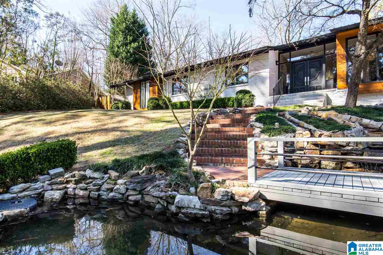 2732 Cherokee Court Birmingham, AL 35216 - Photo 1 of 39