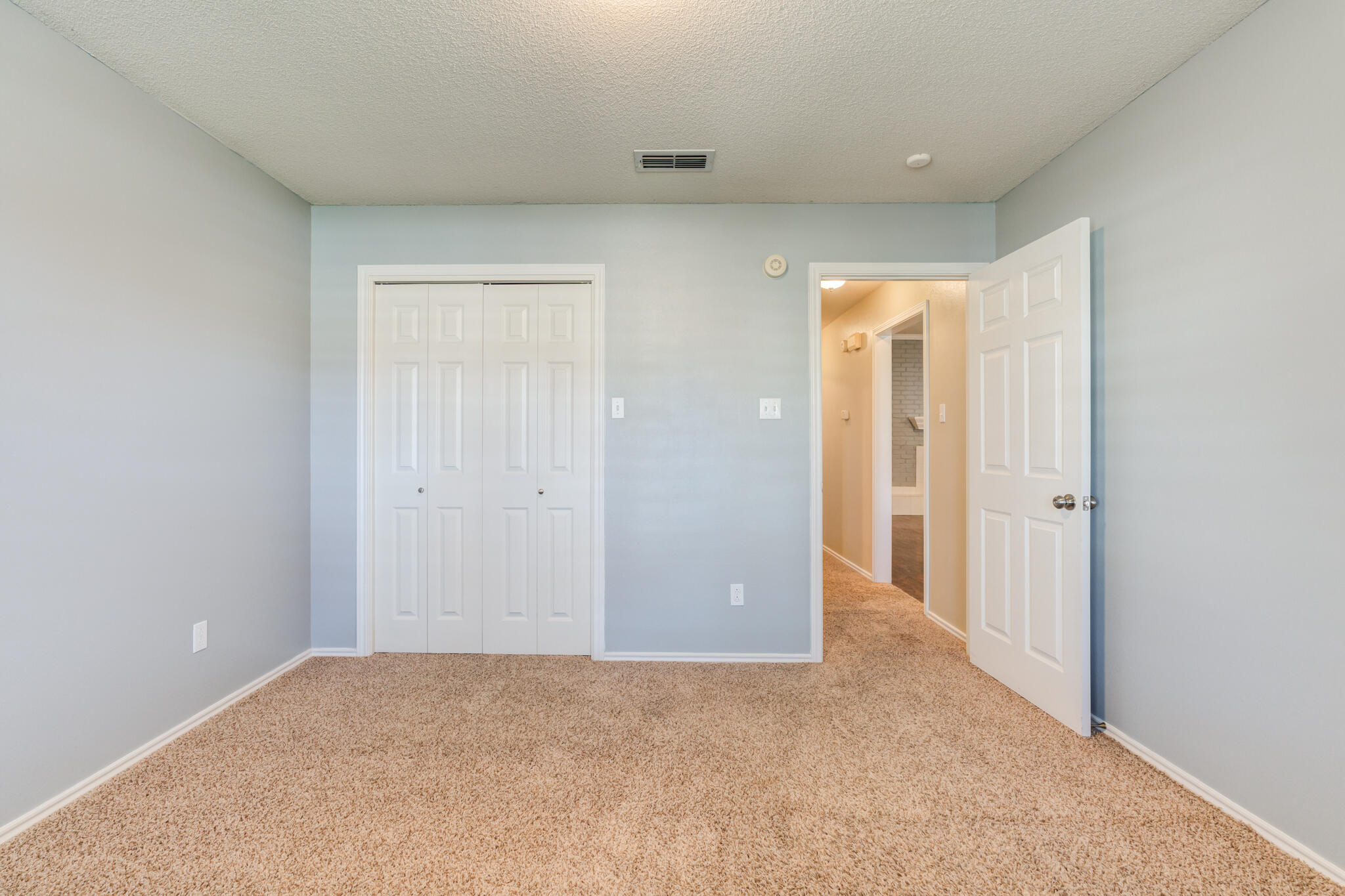 5407 68th Street Lubbock, TX 79424 - Photo 28 of 40 an empty room with closet area