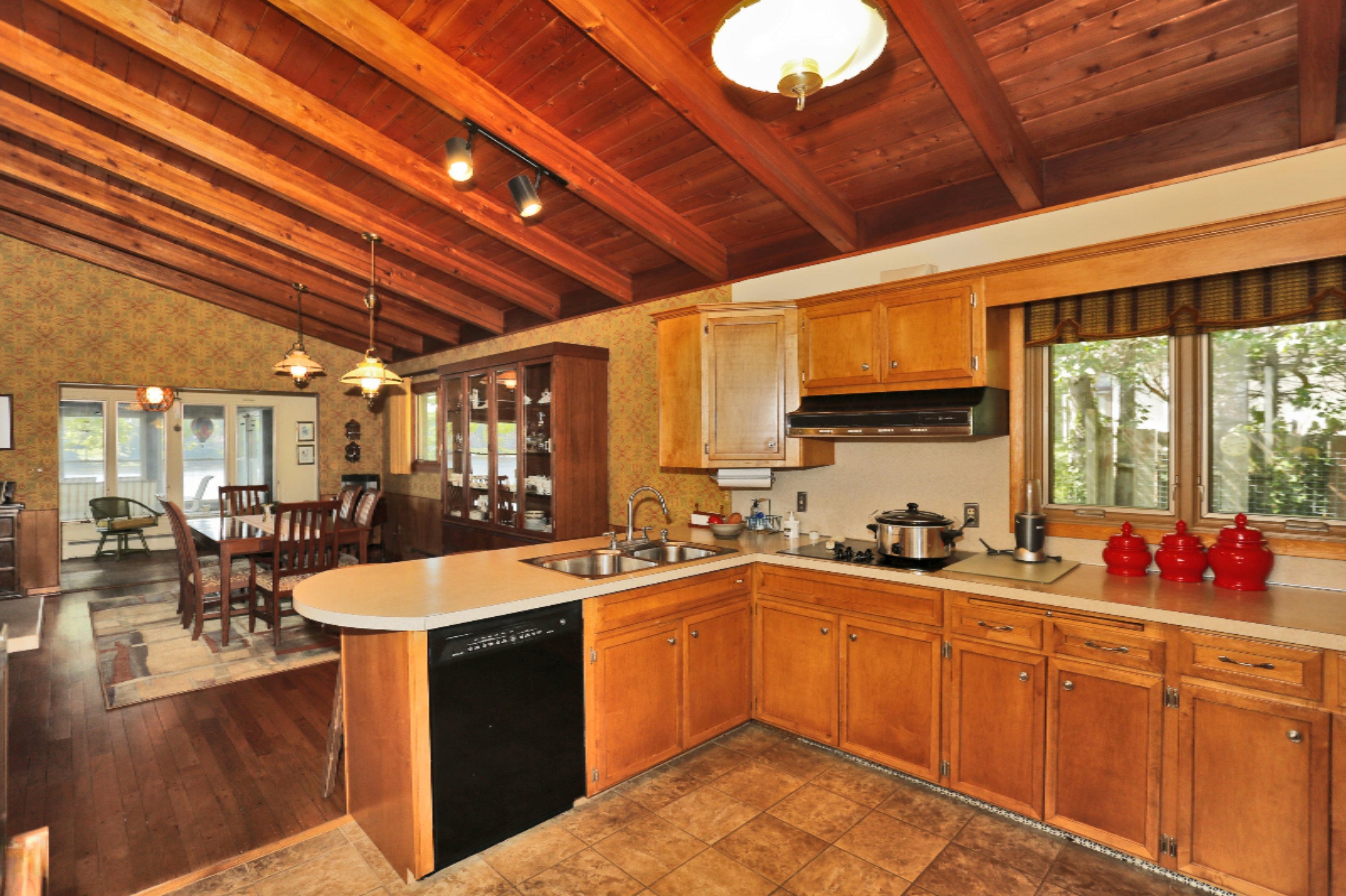 18309 North Fruitport Road Spring Lake, MI 49456 - Photo 12 of 41 _MGL6826