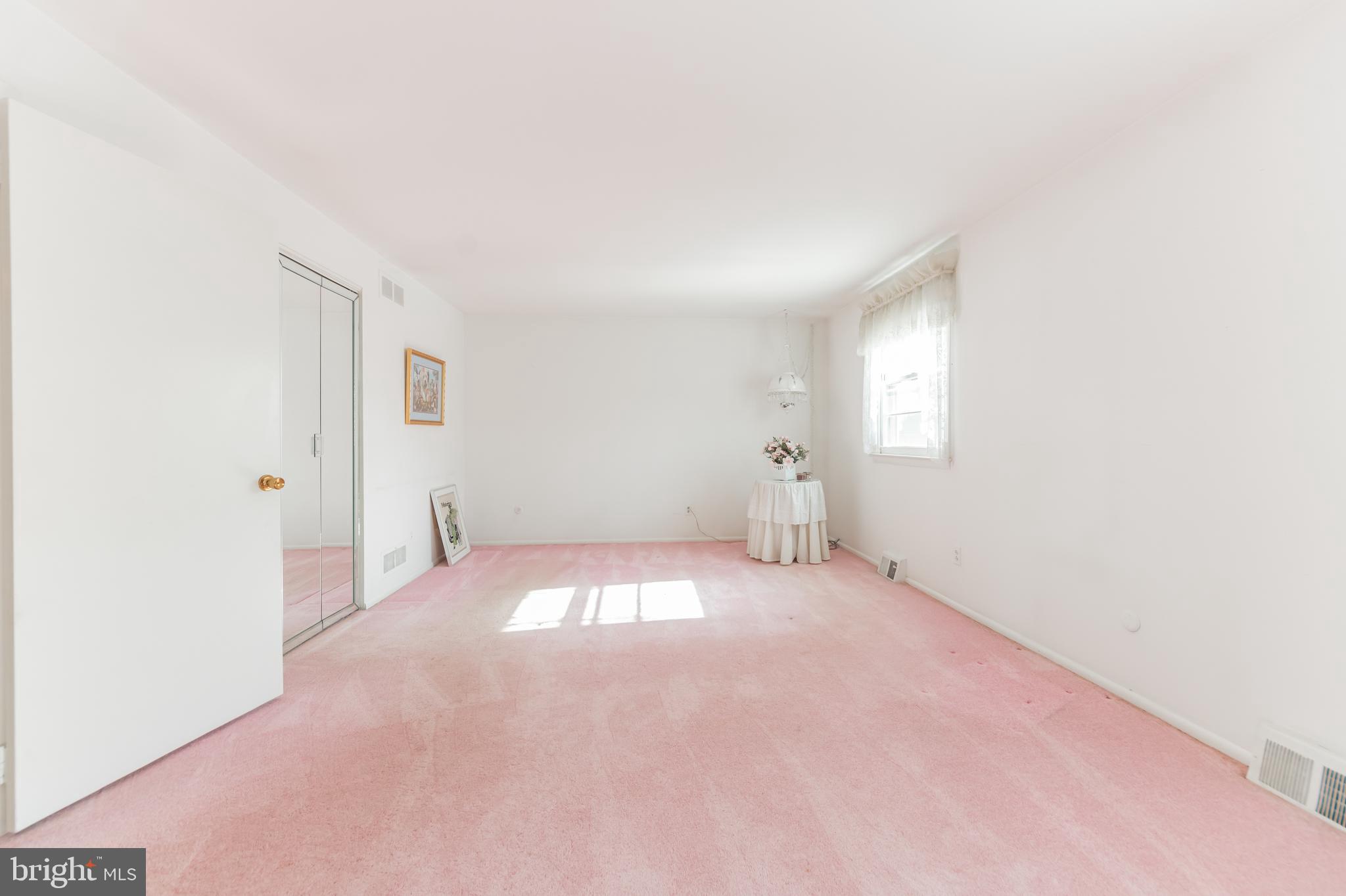 9667 Pine Road Philadelphia, PA 19115 - Photo 16 of 30 a view of empty room