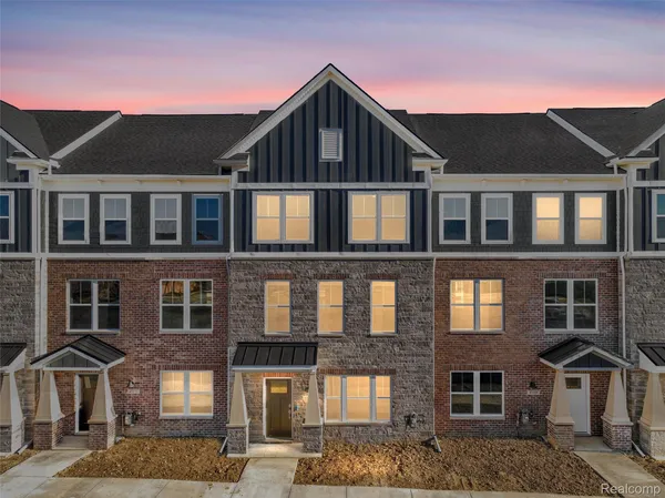 $3,350 | 43173 Atwood Avenue, Novi, MI 48375