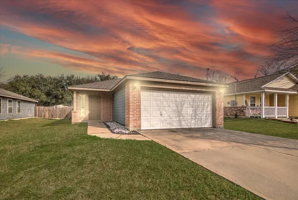 $270,000 | 513 Hospital Street, Tomball, TX 77375