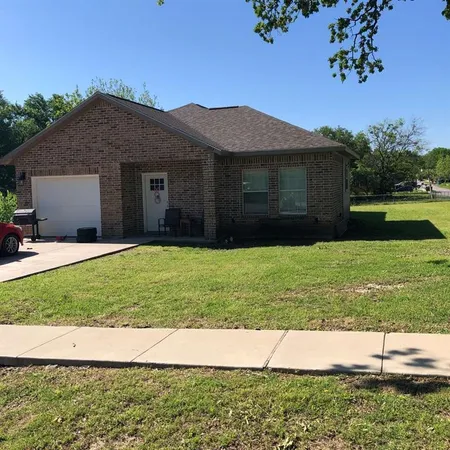 $1,705 | 3333 Dalton Street, Greenville, TX 75401