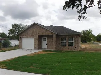 $1,705 | 3333 Dalton Street, Greenville, TX 75401