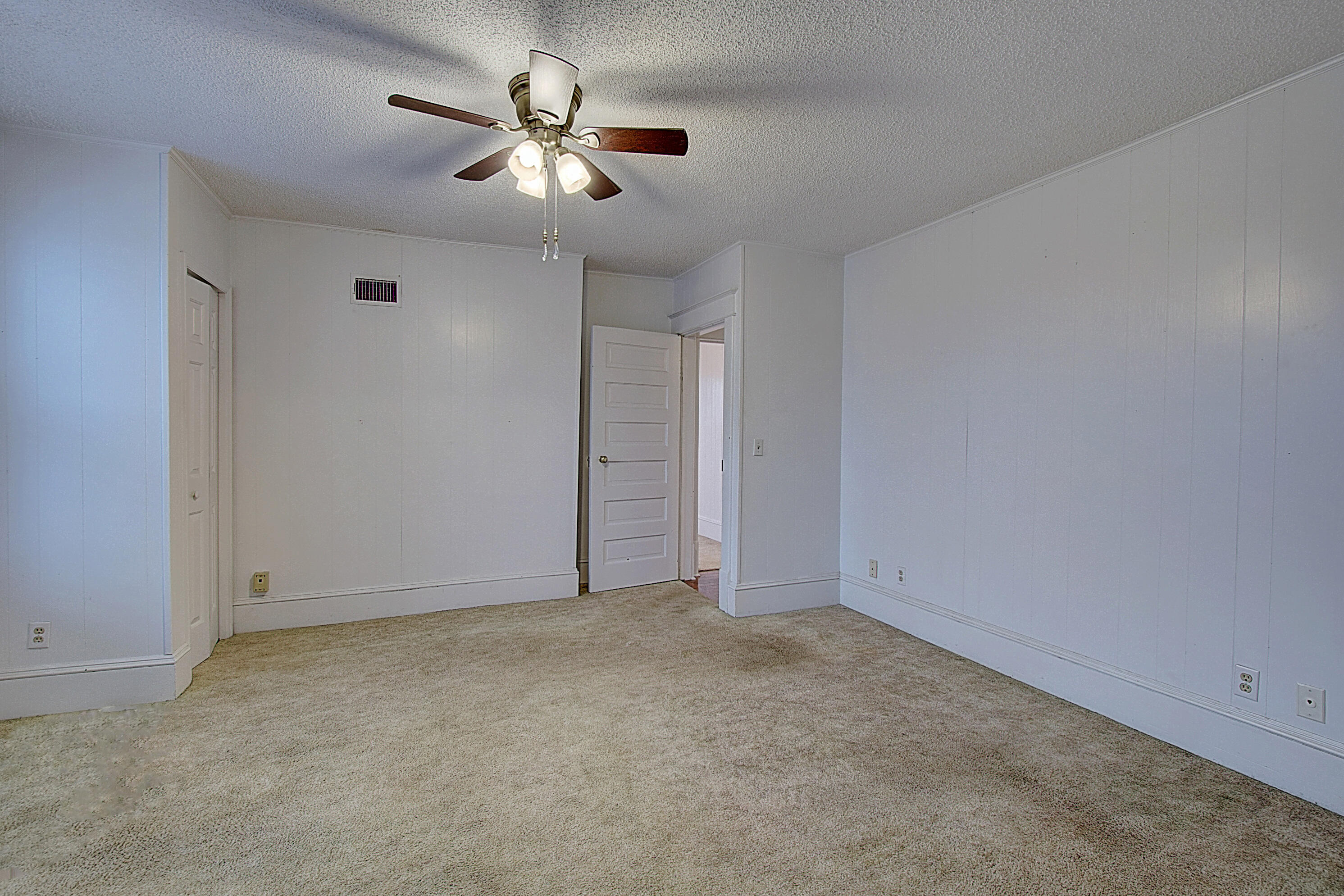 206 2nd Street Erwin, TN 37650 - Photo 33 of 48 DSC_0223And8more