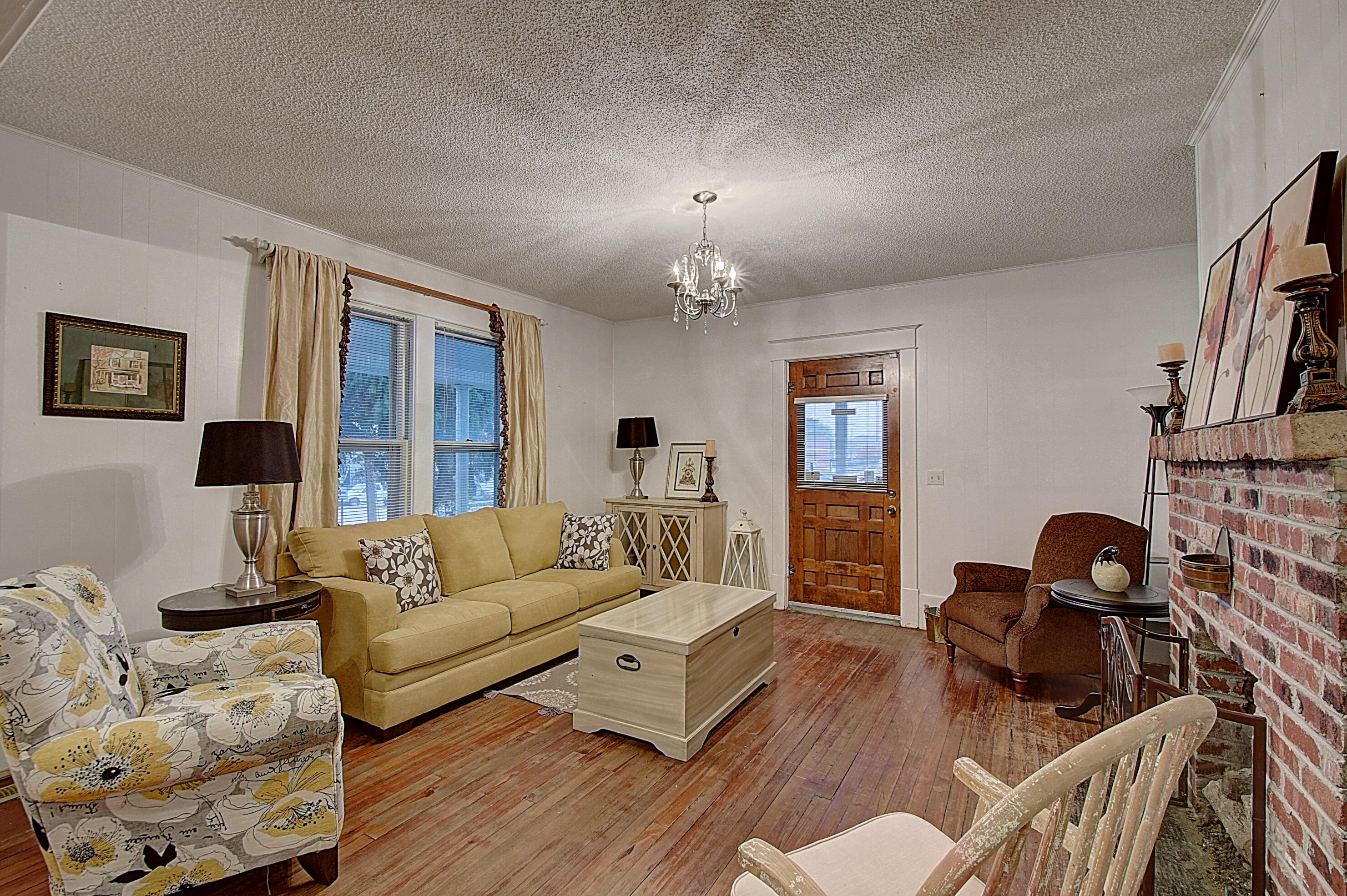 206 2nd Street Erwin, TN 37650 - Photo 10 of 48 DSC_0019And8more