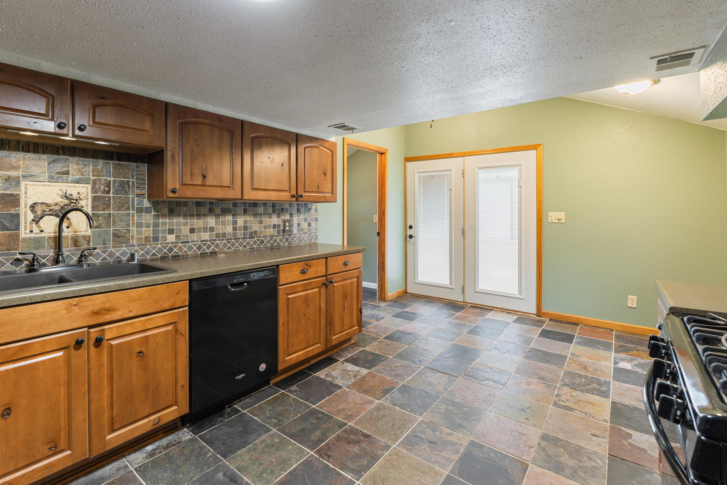 8413 Fox River Road Waterford, WI 53185 - Photo 4 of 26 Kitchen