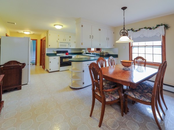 73 Fales Road Bristol, RI 02809 - Photo 5 of 18