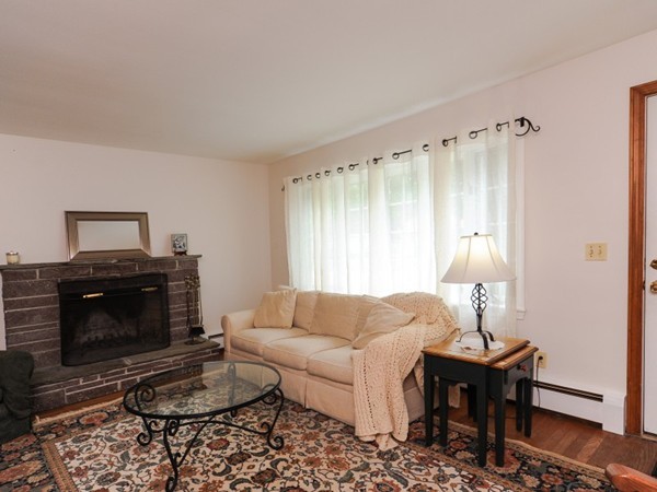 73 Fales Road Bristol, RI 02809 - Photo 6 of 18