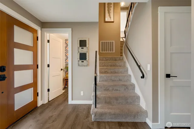 $1,040,000 | 8804 209th Place Southwest, Edmonds, WA 98026