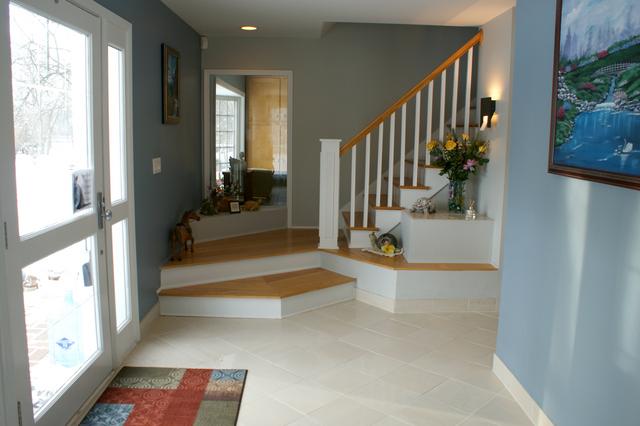 5N565 Billy Burns Road Wayne, IL 60184 - Photo 2 of 25 a view of an entryway with wooden floor and a livingroom view