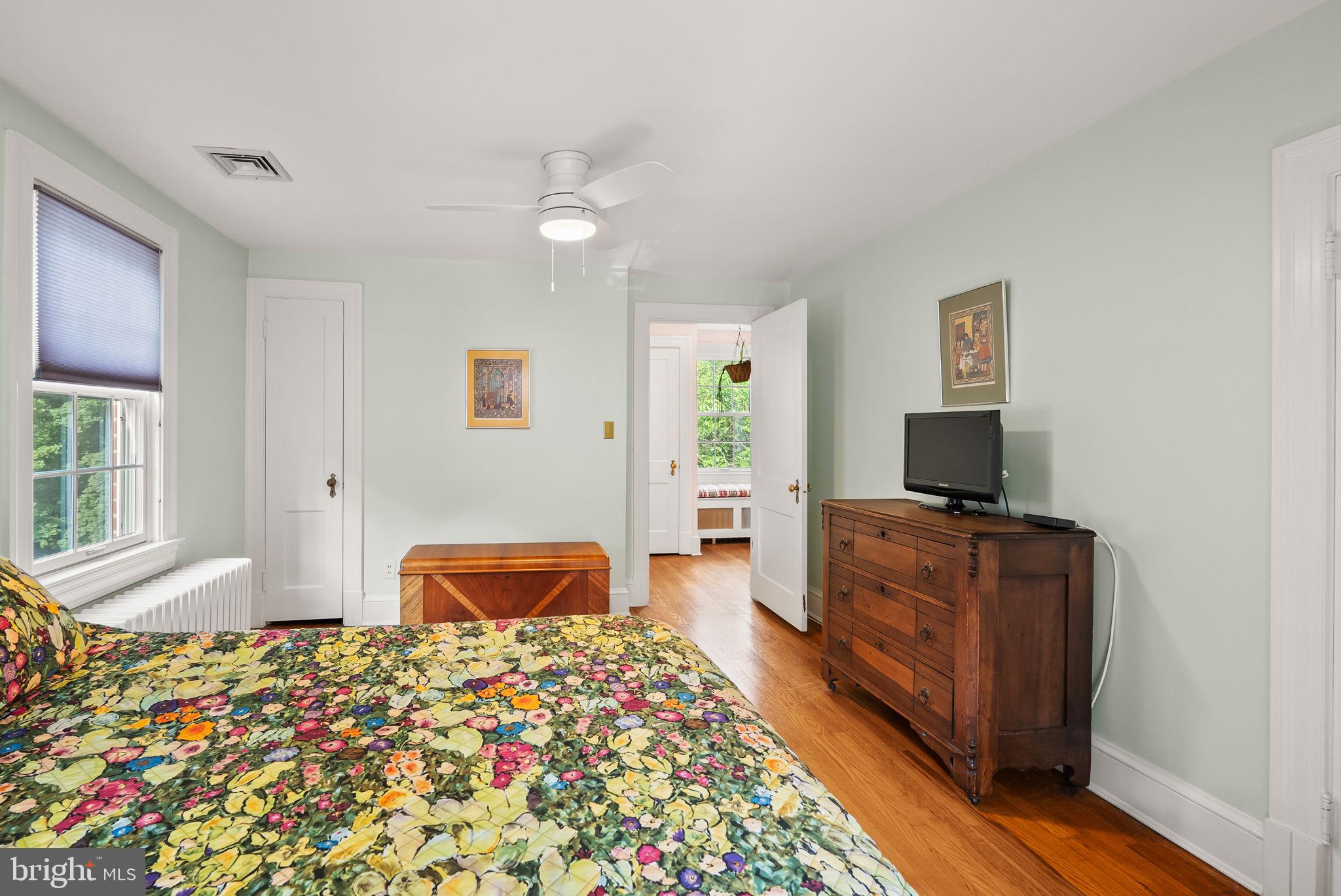 1703 Russell Road Alexandria, VA 22301 - Photo 30 of 42 a bedroom with furniture and flat screen tv
