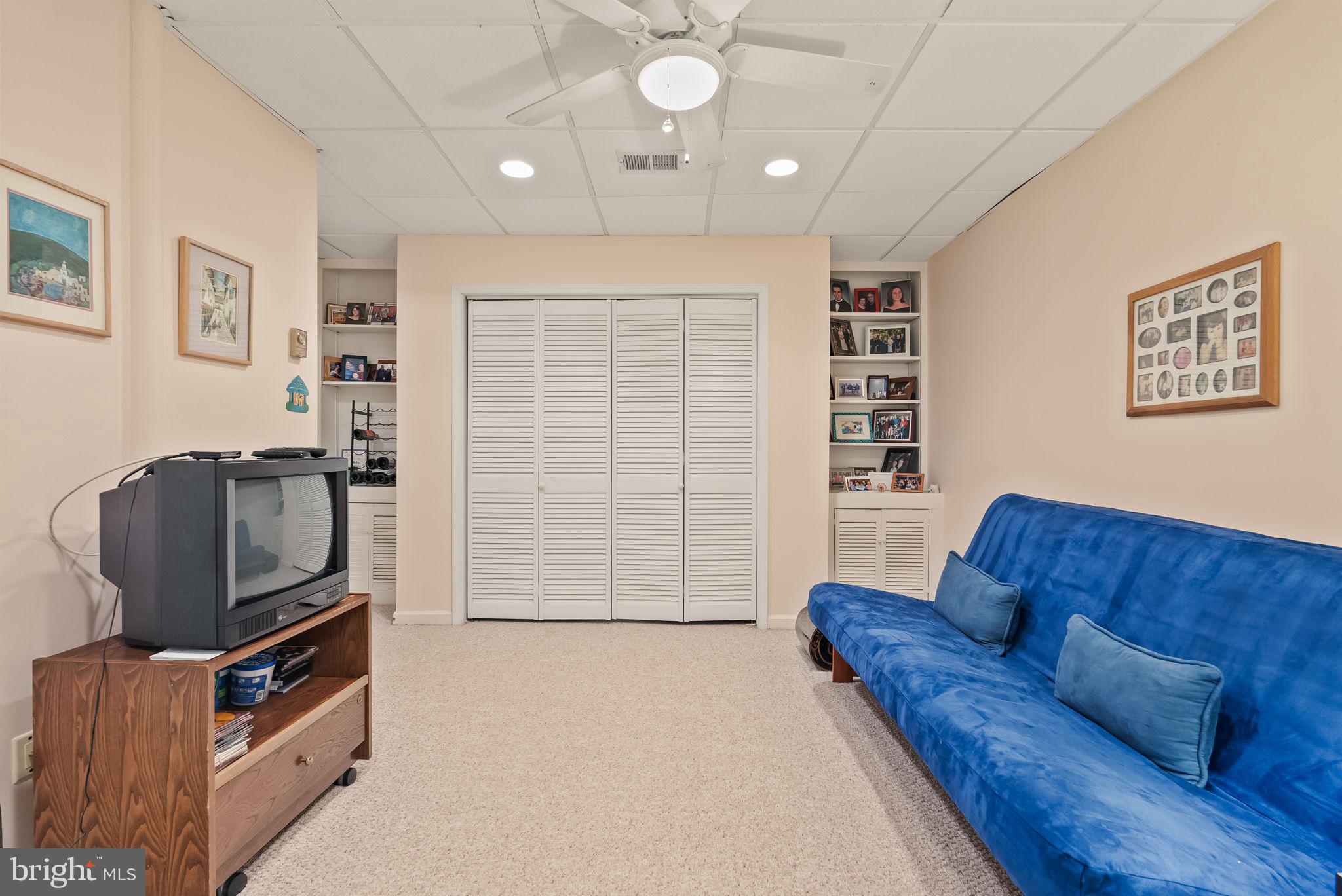 1703 Russell Road Alexandria, VA 22301 - Photo 35 of 42 a living room with furniture and a air conditioner vent