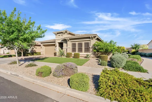 $924,000 | 10332 East Wavelength Avenue, Mesa, AZ 85212