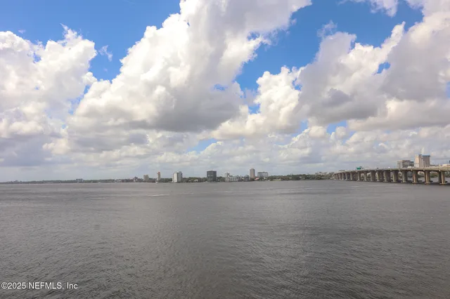 $385,000 | 1550 Le Baron Avenue, Unit 1550, Jacksonville, FL 32207