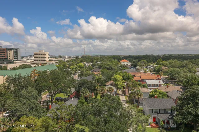$385,000 | 1550 Le Baron Avenue, Unit 1550, Jacksonville, FL 32207