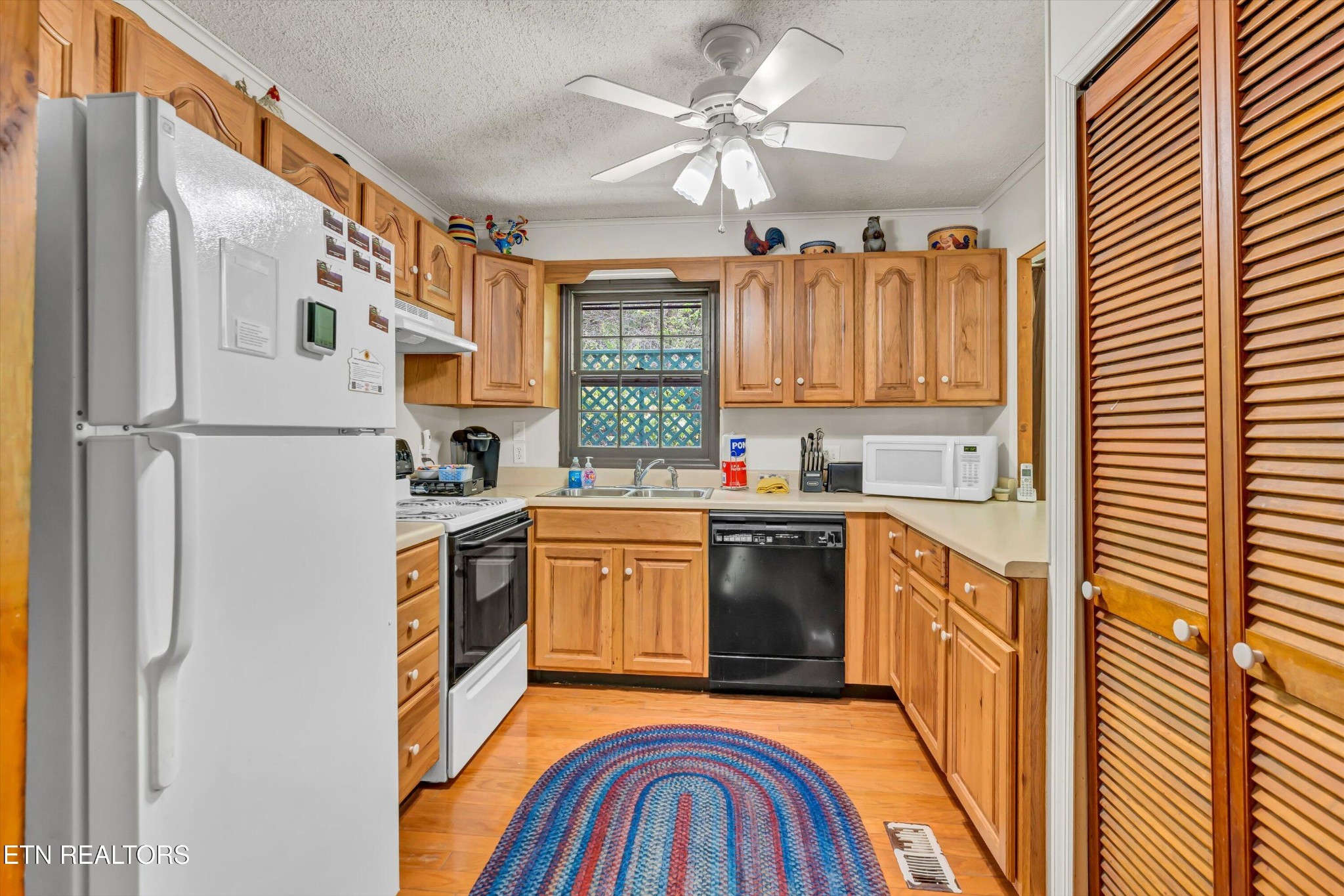 3178 North Clear Fork Road Sevierville, TN 37862 - Photo 11 of 47