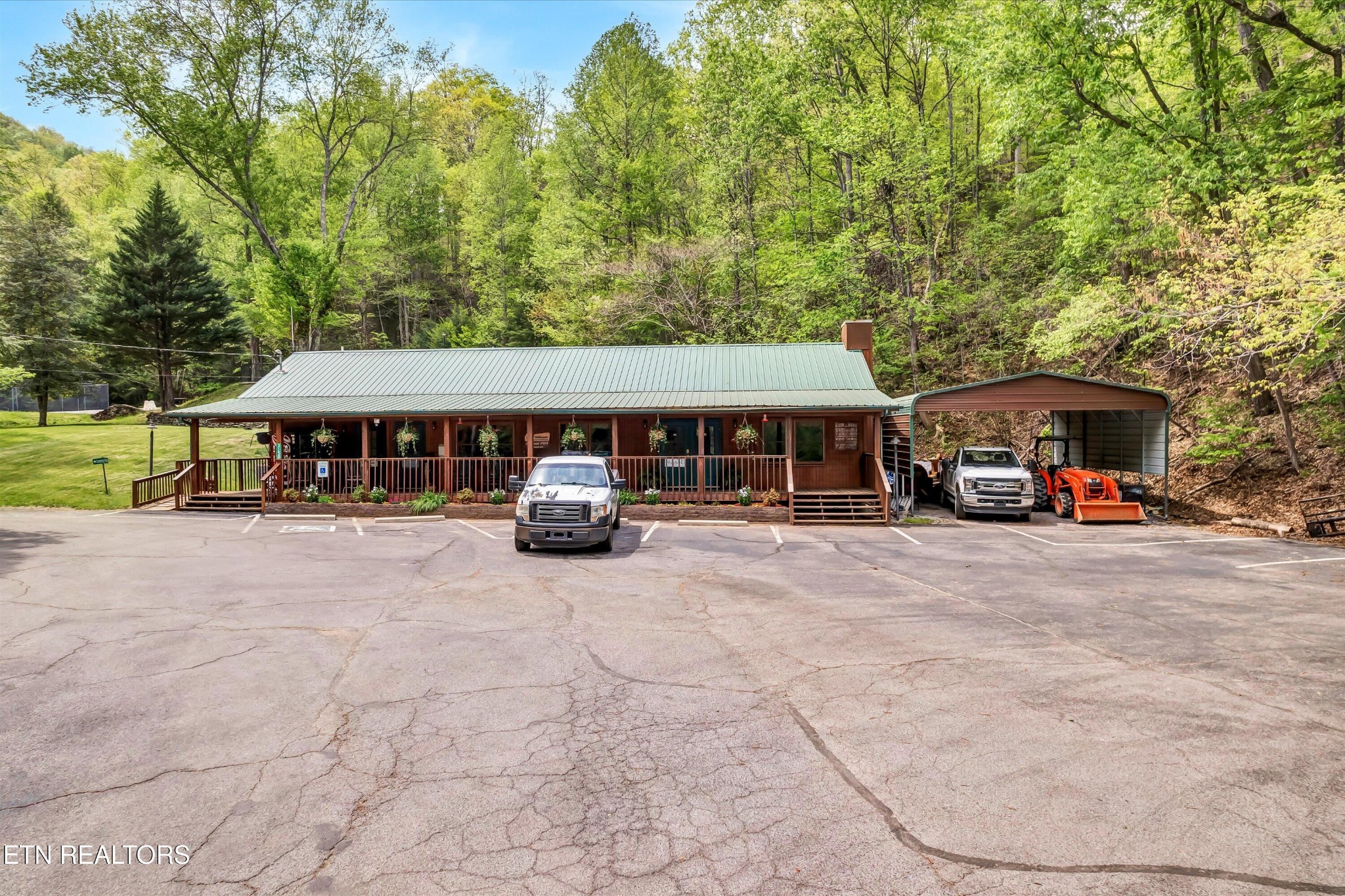 3178 North Clear Fork Road Sevierville, TN 37862 - Photo 32 of 47