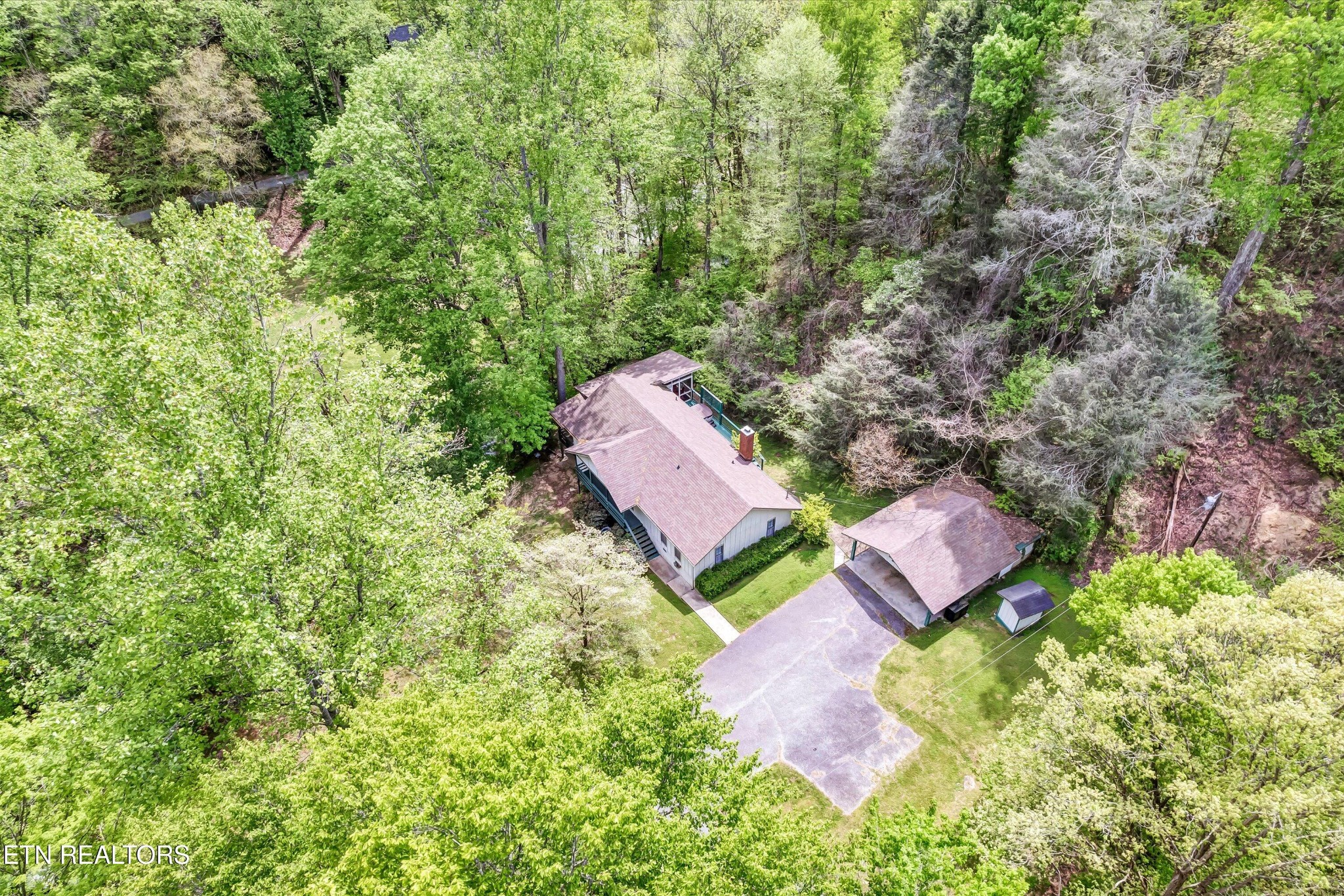 3178 North Clear Fork Road Sevierville, TN 37862 - Photo 38 of 47
