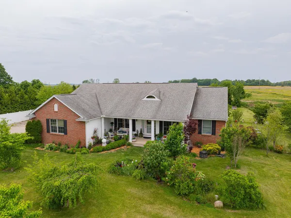 $525,000 | 7745 Highway 257, Prospect, OH 43342