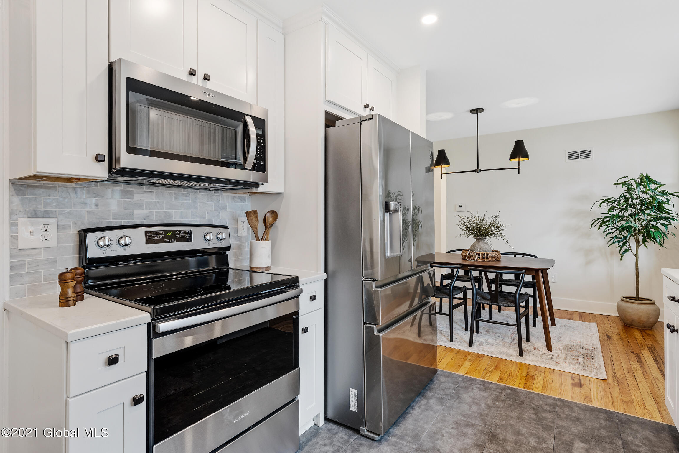 1374 Valencia Road Niskayuna, NY 12309 - Photo 12 of 32 Kitchen into DR