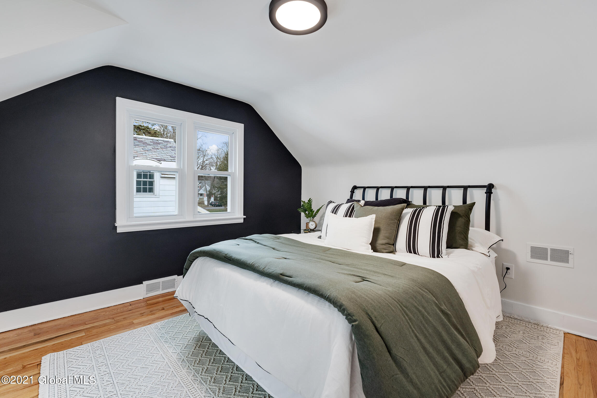 1374 Valencia Road Niskayuna, NY 12309 - Photo 21 of 32 Primary Bedroom
