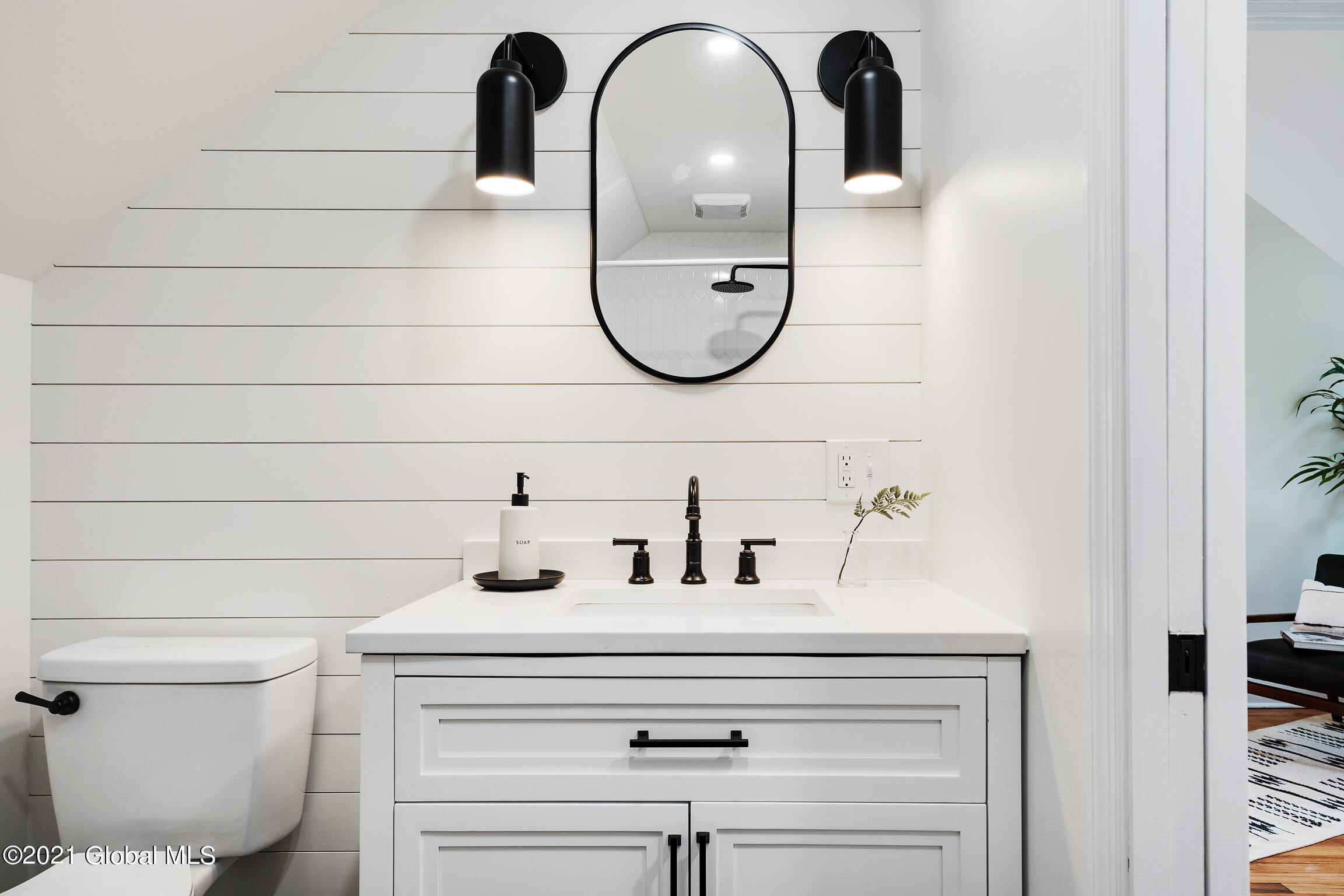 1374 Valencia Road Niskayuna, NY 12309 - Photo 23 of 32 Ensuite Vanity