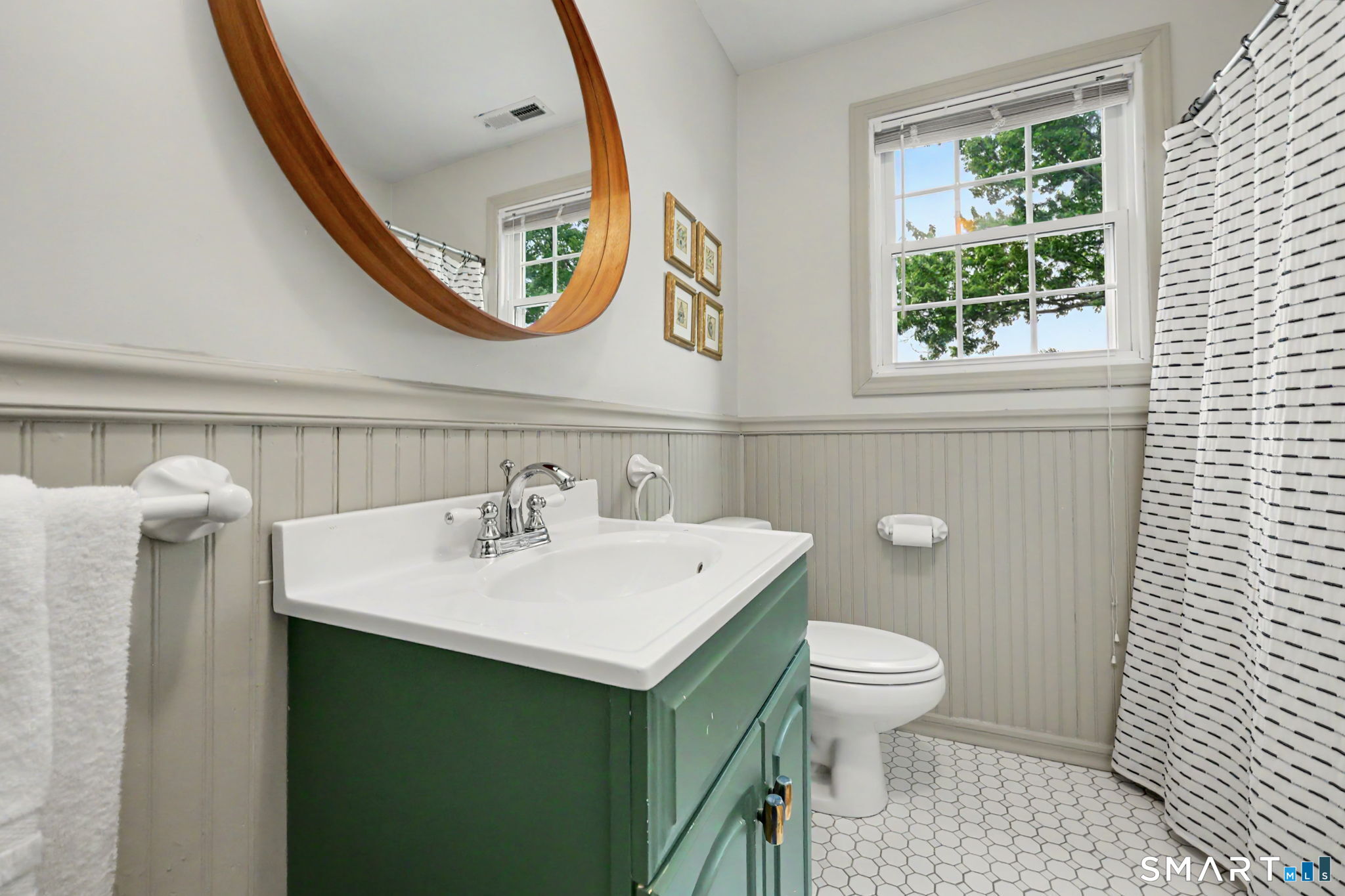 50 Crown Street Trumbull, CT 06611 - Photo 20 of 29