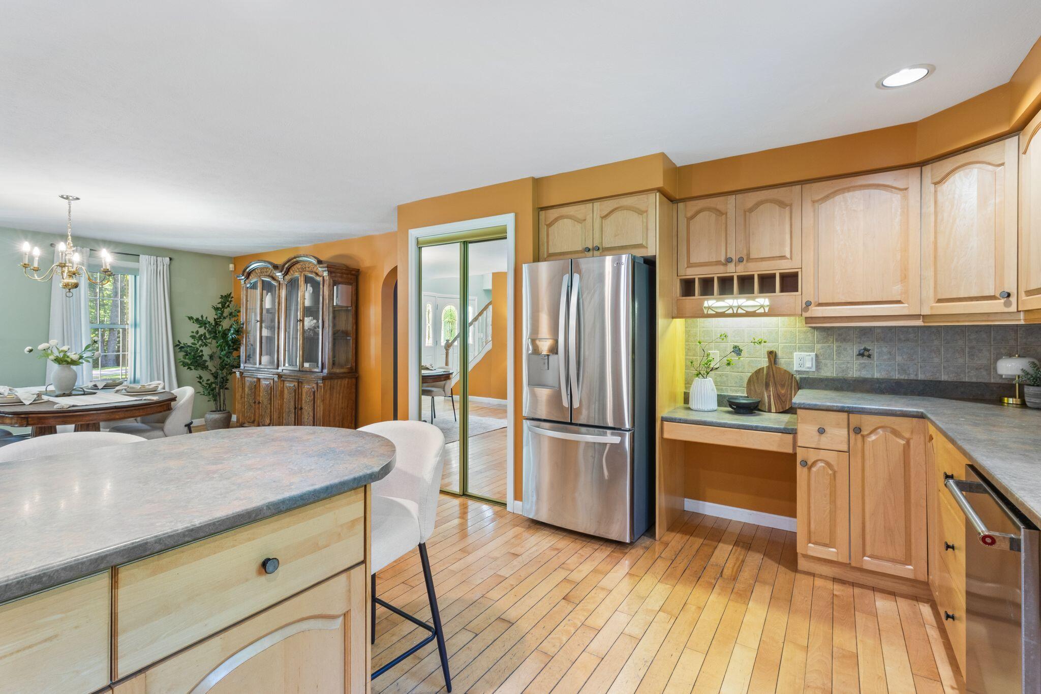 352 Log Cabin Road Arundel, ME 04046 - Photo 16 of 65 352 Log Cabin Road