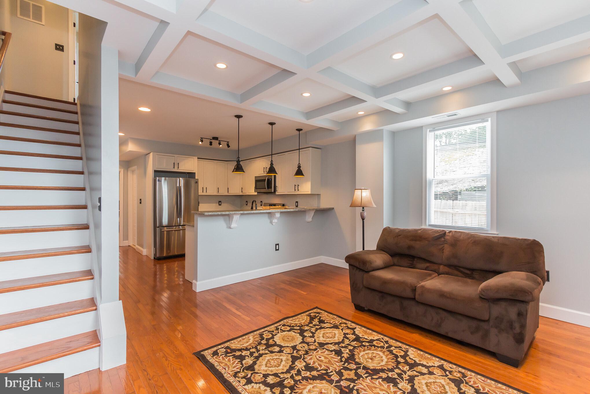 4011 Evans Chapel Road Baltimore, MD 21211 - Photo 3 of 30