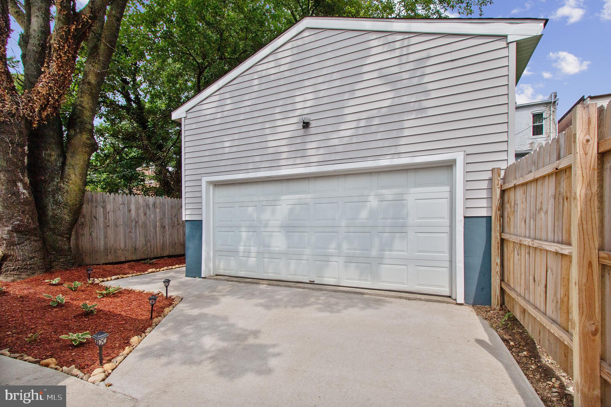 4011 Evans Chapel Road Baltimore, MD 21211 - Photo 28 of 30
