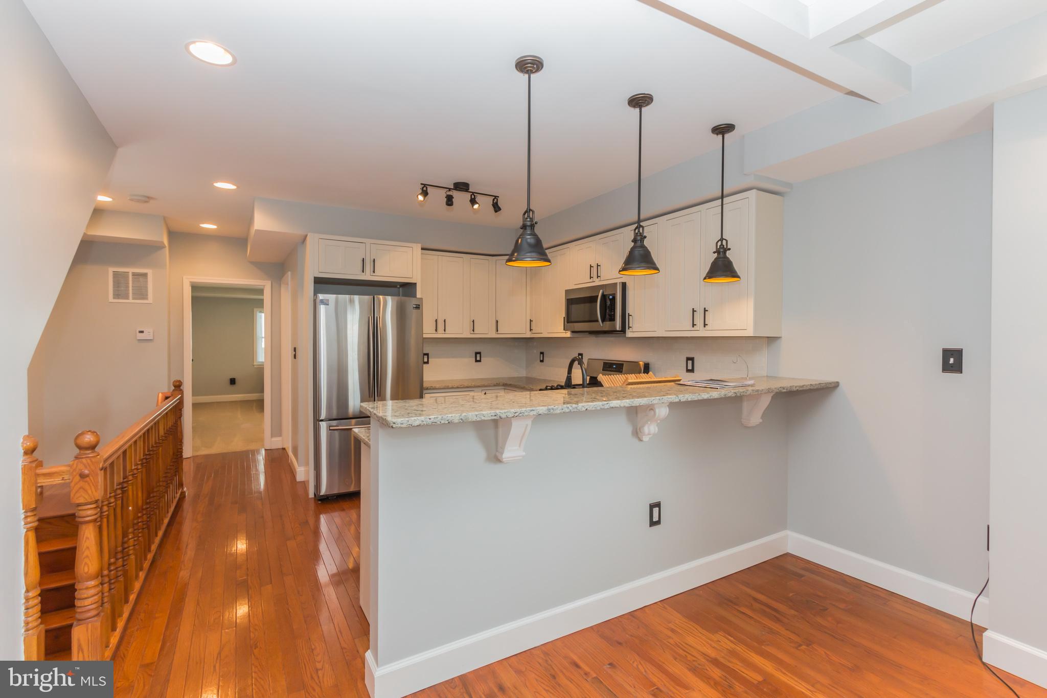 4011 Evans Chapel Road Baltimore, MD 21211 - Photo 5 of 30