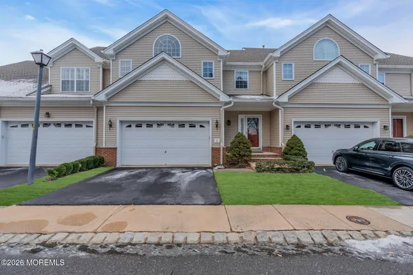 $719,900 | 3 Carrington Drive, Eatontown, NJ 07724