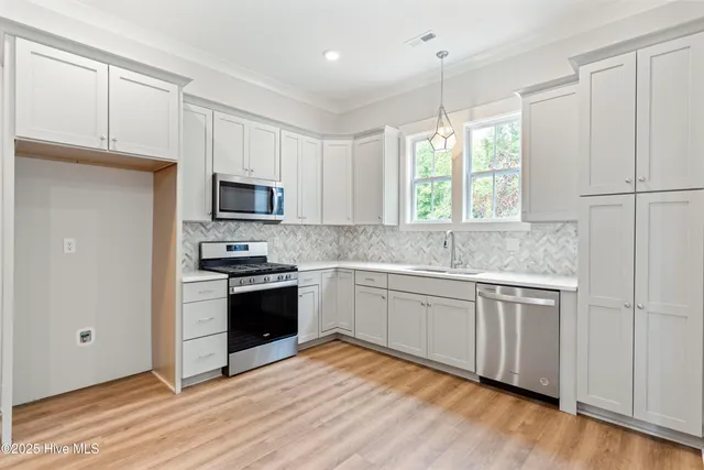 $425,000 | 1005 Tidal Lane, Unit 9B, Wilmington, NC 28401