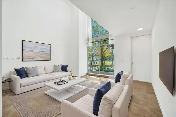 $1,150,000 | 163 North Shore Drive, Unit 1636, Miami Beach, FL 33141