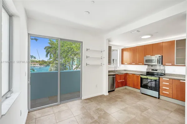 $1,150,000 | 163 North Shore Drive, Unit 1636, Miami Beach, FL 33141