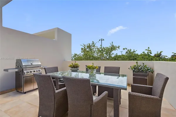 $1,150,000 | 163 North Shore Drive, Unit 1636, Miami Beach, FL 33141