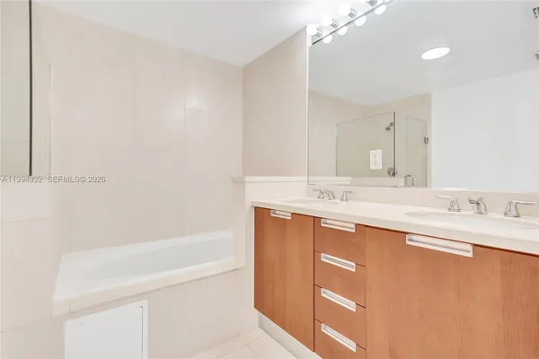 $1,150,000 | 163 North Shore Drive, Unit 1636, Miami Beach, FL 33141