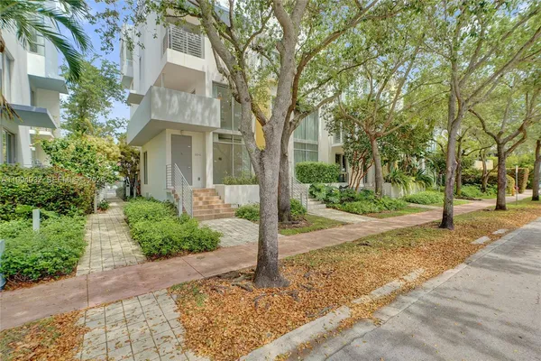 $1,150,000 | 163 North Shore Drive, Unit 1636, Miami Beach, FL 33141