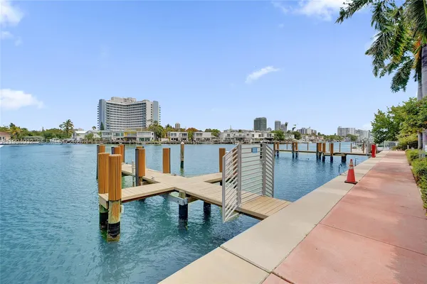 $1,150,000 | 163 North Shore Drive, Unit 1636, Miami Beach, FL 33141
