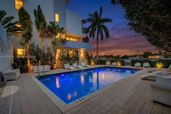 $1,150,000 | 163 North Shore Drive, Unit 1636, Miami Beach, FL 33141